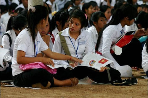 ปัจจุบันนักศึกษาลาวไปเรี